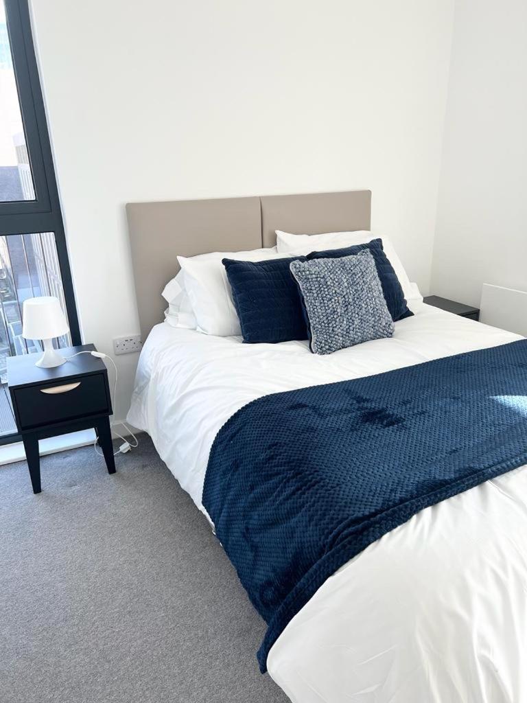 Luxury 2 Bed Apt With City View Manchester Esterno foto